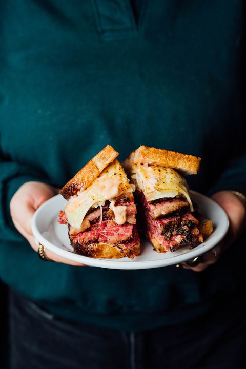 Aylwin Deli 7