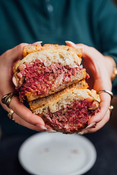 Aylwin Deli 11