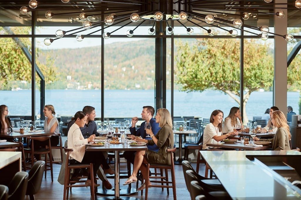 Ilôt Repère Gourmand Hôtel Entourage sur le lac Québec