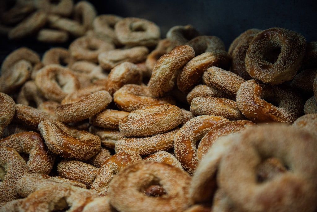 Fairmount bagel institution mile end montreal