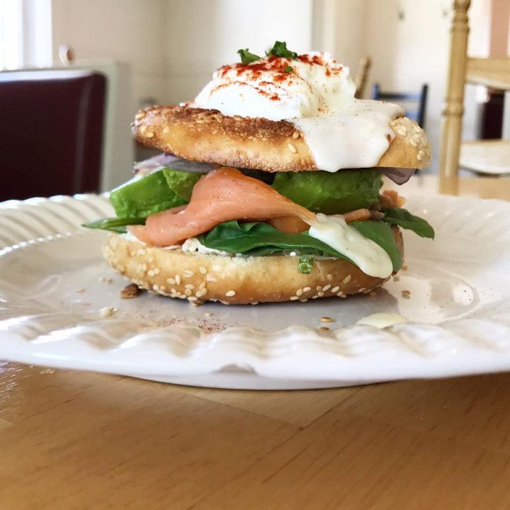 Charlotte Café Restaurant Bistro Brunch Tremblant