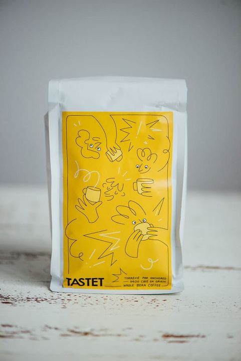 Café tastet anchored coffee