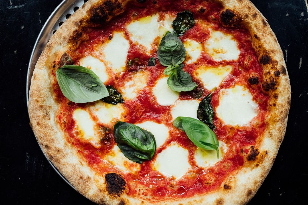 Moccione Pizza