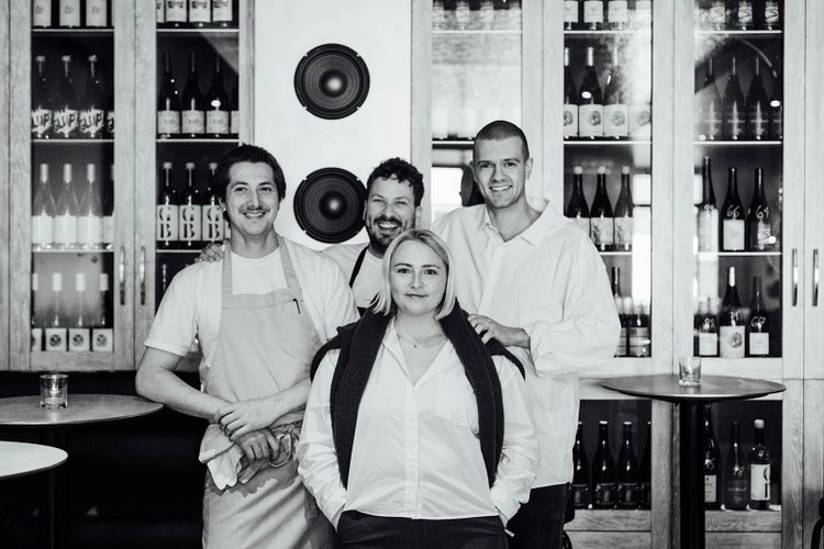 Cave Du Parapluie 15