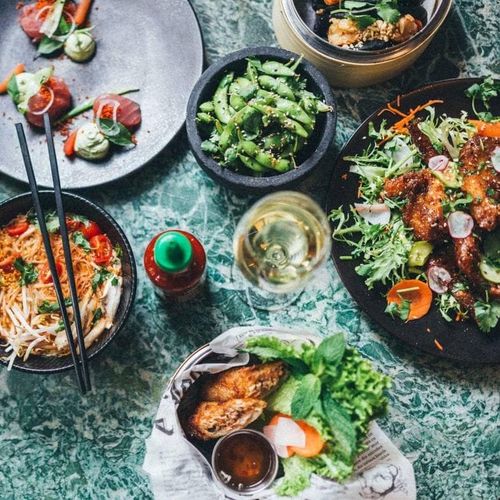 Restaurants festifs et abordables montreal