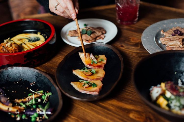 hanzo izakaya vieux port old port restaurant montreal